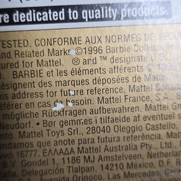 Vintage Collectors Edition Barbie & Ken Star Trek dolls Giftset in box - Picture 9 of 17